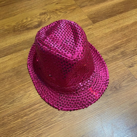 A Light Up Hat - Picture 1 of 2